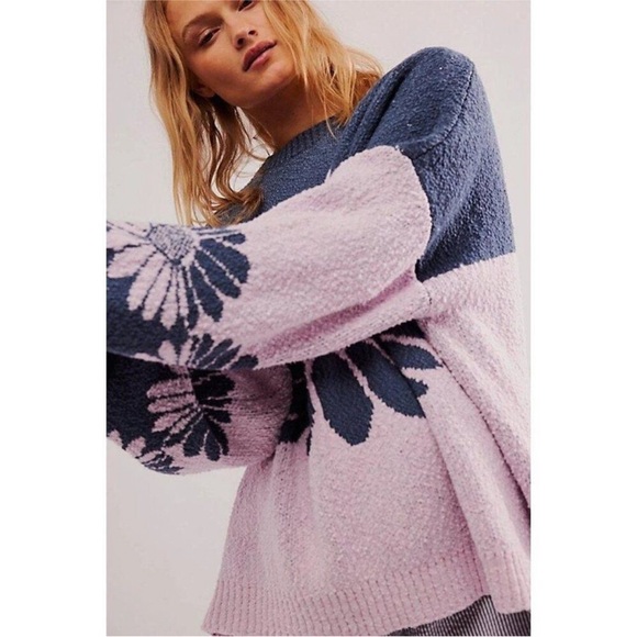 Free People In Bloom Sweater Purple Blue Floral Pullover NWOT - Picture 3 of 8